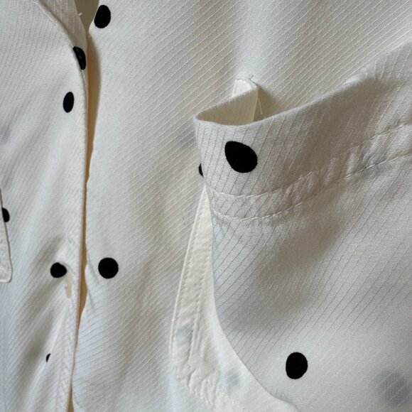 Old Navy Cream Satin Polka Dot Blouse | Size M | Chic Holiday Classic - Picture 10 of 16